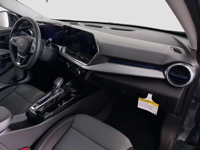2026 Chevrolet Trax FWD LT