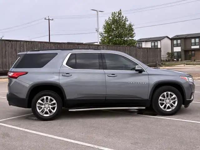 2021 Chevrolet Traverse FWD LT Cloth