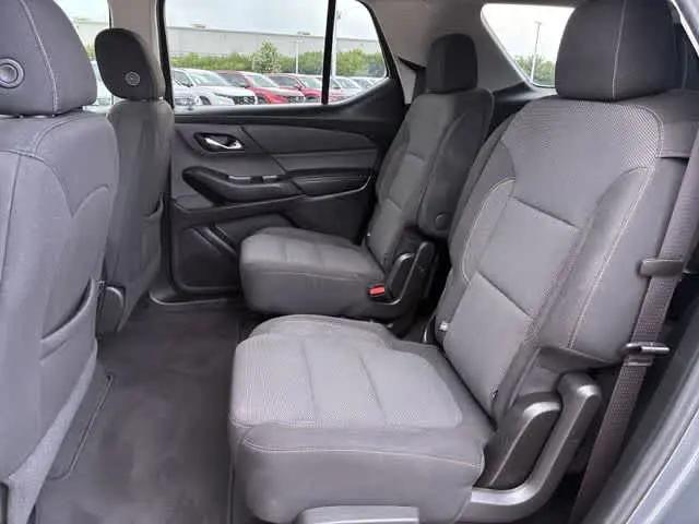 2021 Chevrolet Traverse FWD LT Cloth