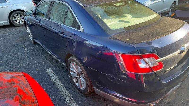 2011 Ford Taurus Limited