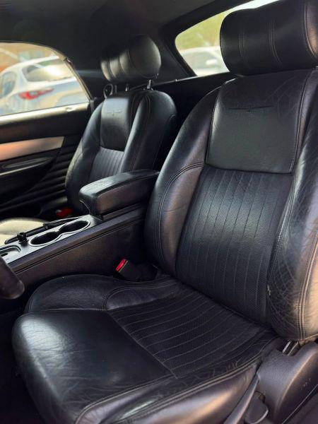 2005 Ford Thunderbird Deluxe