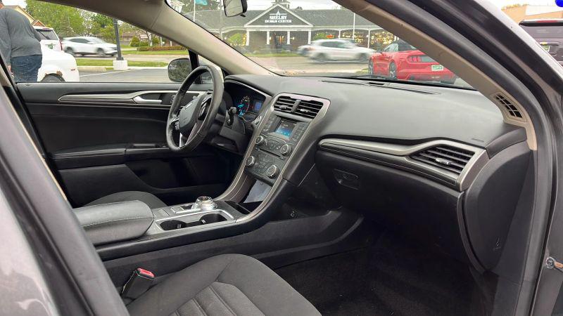 2017 Ford Fusion S
