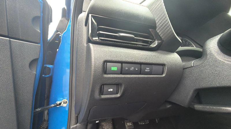 2024 Nissan Sentra SR Xtronic CVT
