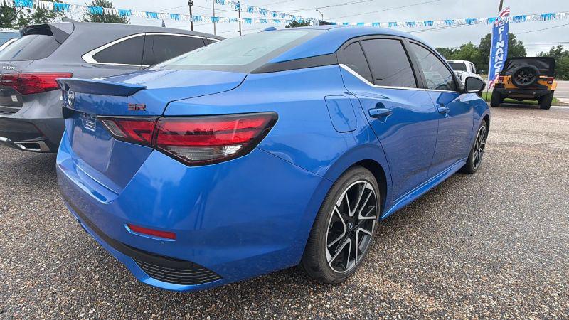 2024 Nissan Sentra SR Xtronic CVT