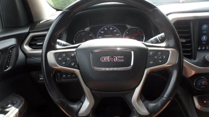 2021 GMC Acadia AWD Denali