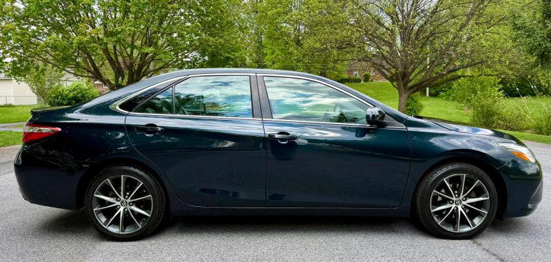 2016 Toyota Camry XSE