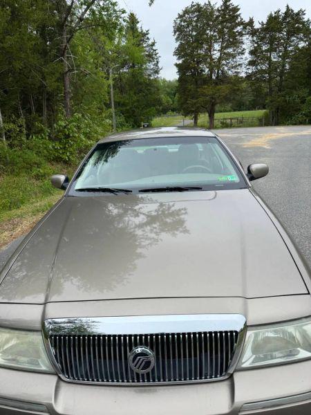 2005 Mercury Grand Marquis GS