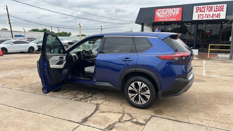 2021 Nissan Rogue SV FWD