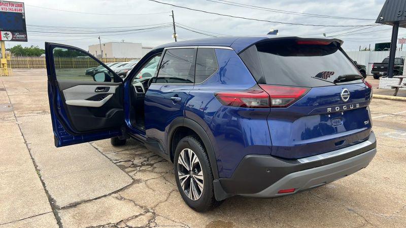 2021 Nissan Rogue SV FWD