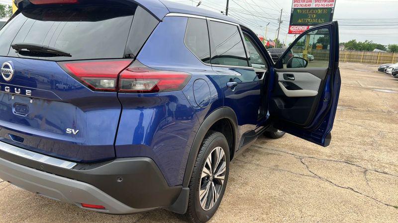 2021 Nissan Rogue SV FWD