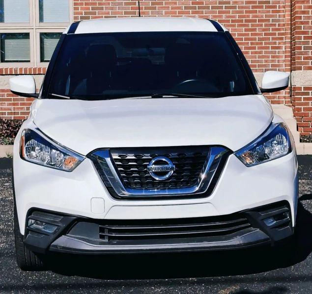 2019 Nissan Kicks S