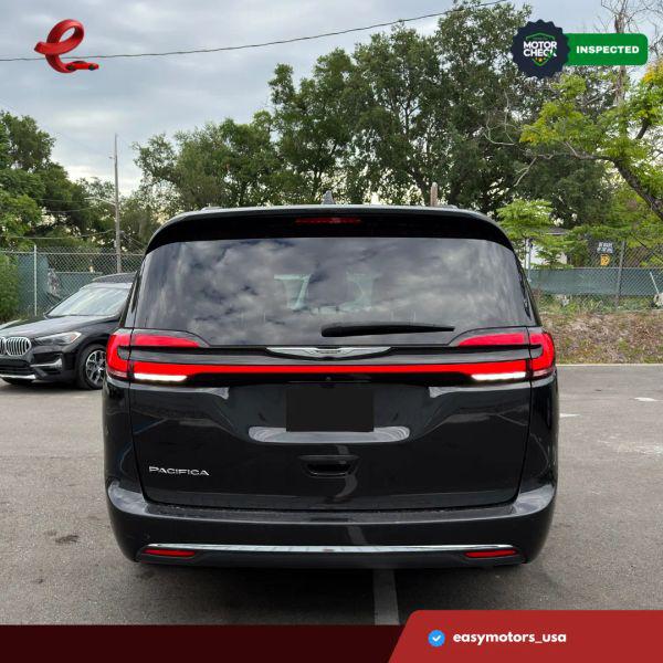2022 Chrysler Pacifica Touring L