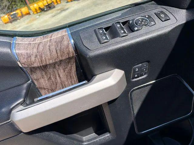 2017 Ford F-350 LARIAT