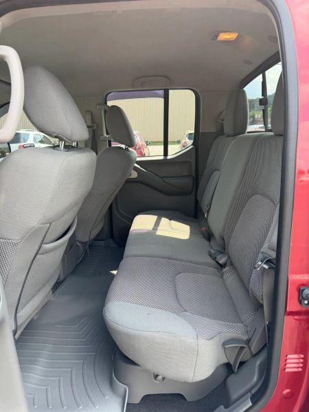 2020 Nissan Frontier Crew Cab SV 4x2