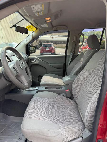 2020 Nissan Frontier Crew Cab SV 4x2
