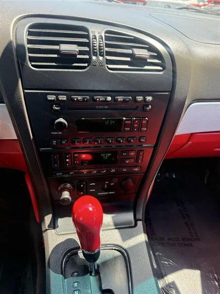 2002 Ford Thunderbird Base