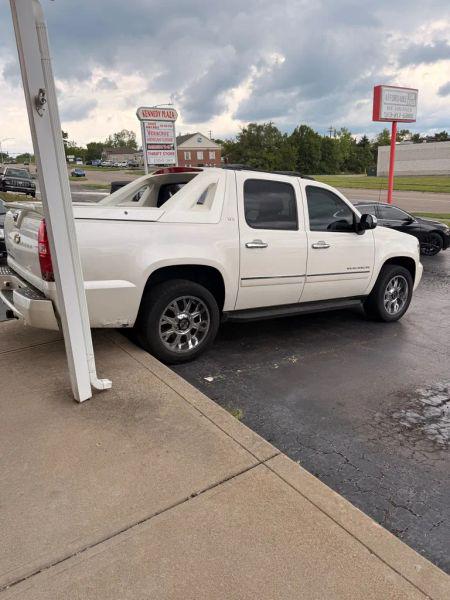 2012 Chevrolet Avalanche LTZ