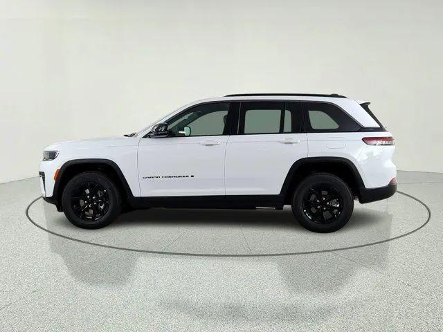 2026 Jeep Grand Cherokee Altitude 4x4