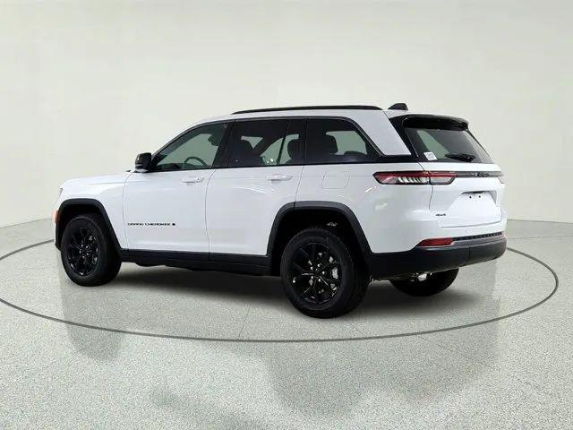 2026 Jeep Grand Cherokee Altitude 4x4