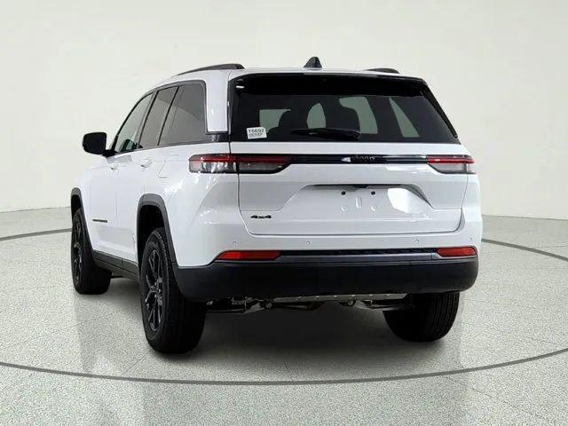 2026 Jeep Grand Cherokee Altitude 4x4