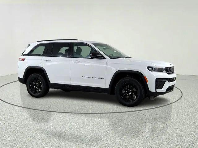 2026 Jeep Grand Cherokee Altitude 4x4