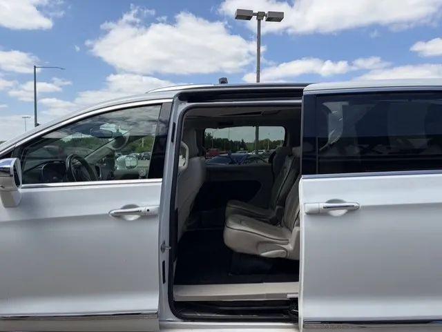 2021 Chrysler Pacifica Limited AWD