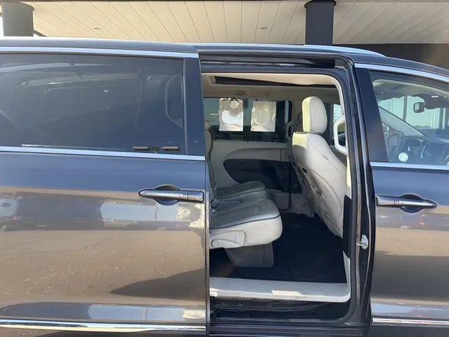 2021 Chrysler Pacifica Limited AWD