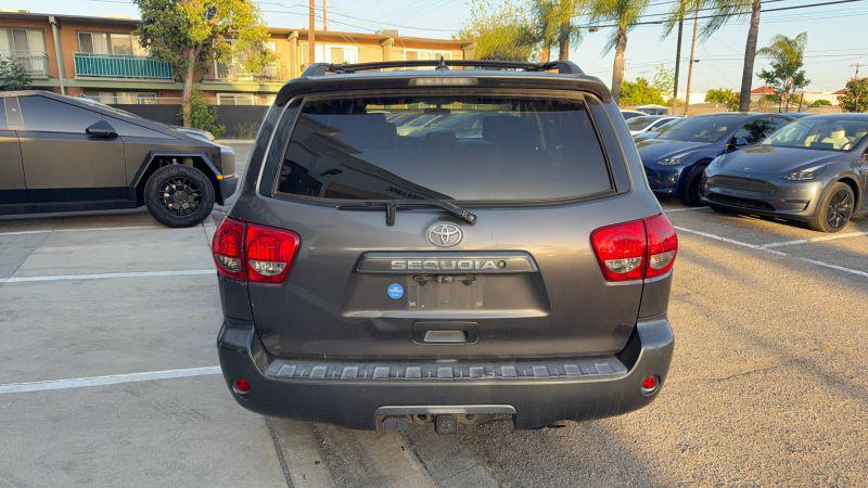 2012 Toyota Sequoia SR5 4.6L V8