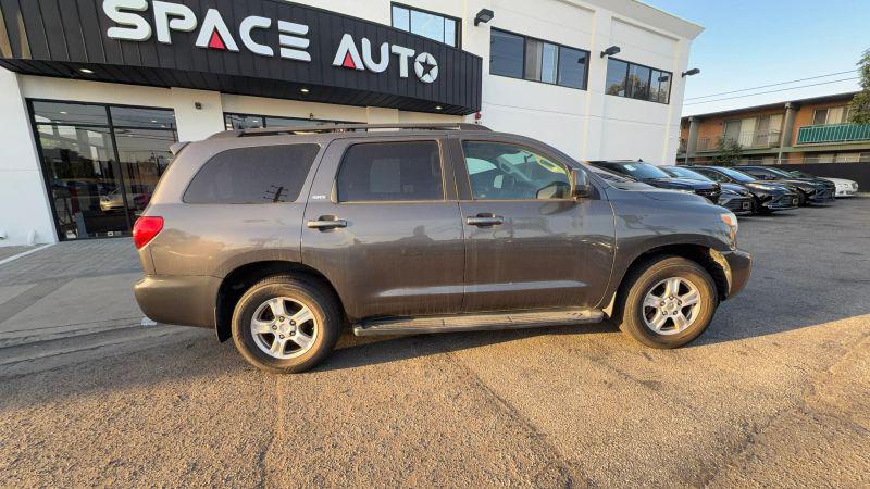 2012 Toyota Sequoia SR5 4.6L V8