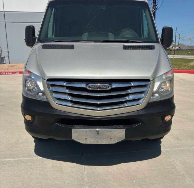 2014 Freightliner Sprinter Normal Roof
