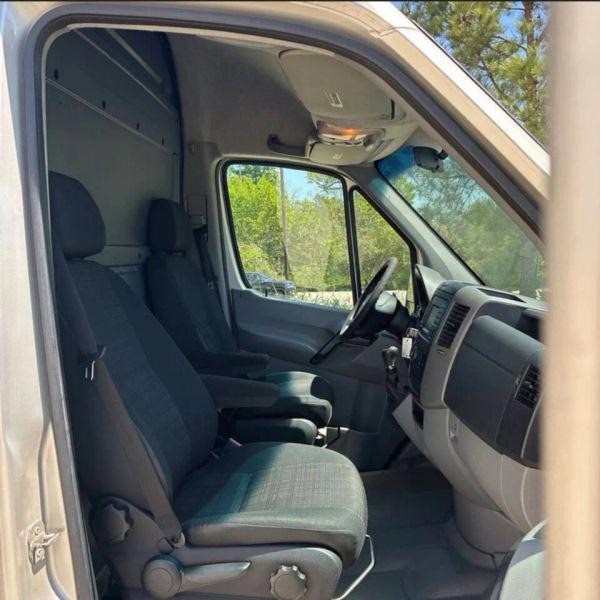 2014 Freightliner Sprinter Normal Roof