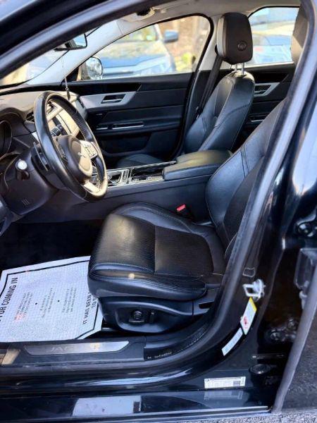 2016 Jaguar XF 35t Prestige