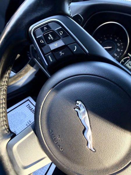 2016 Jaguar XF 35t Prestige