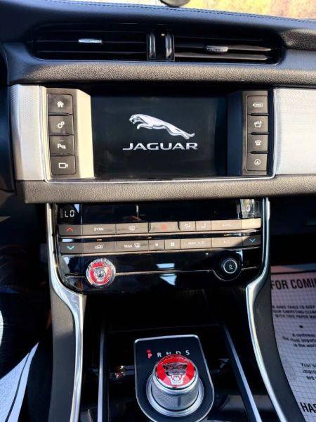 2016 Jaguar XF 35t Prestige