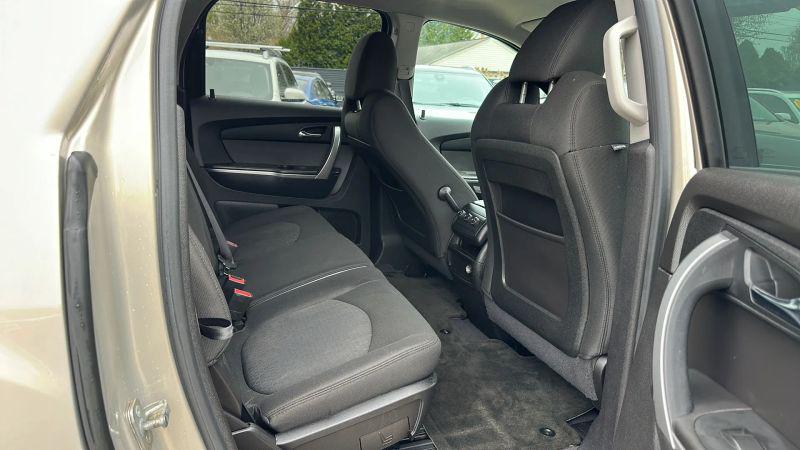2010 GMC Acadia SL