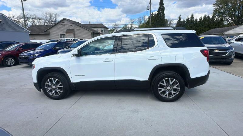 2022 GMC Acadia AWD SLT