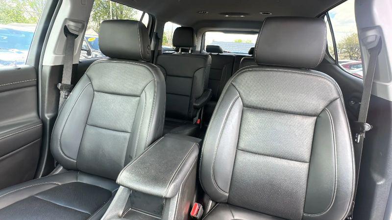 2022 GMC Acadia AWD SLT