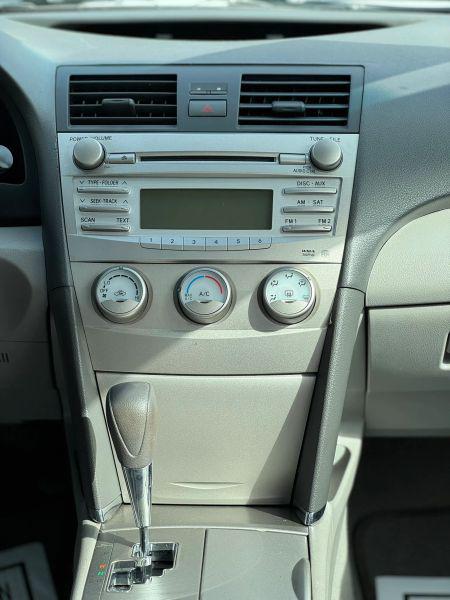 2010 Toyota Camry SE