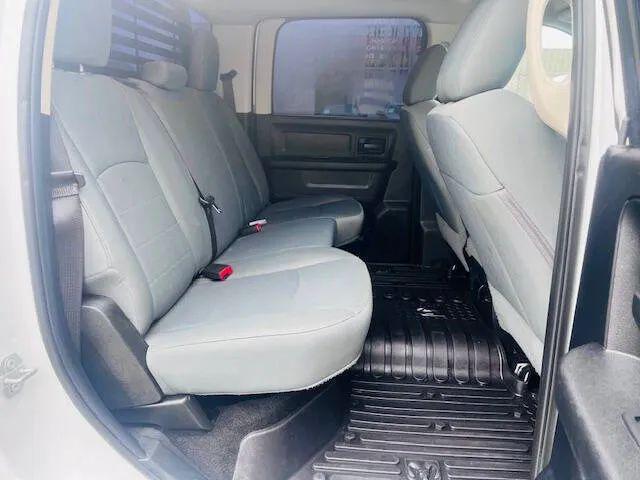2017 Ram 2500 Tradesman Crew Cab 4x4 6'4" Box