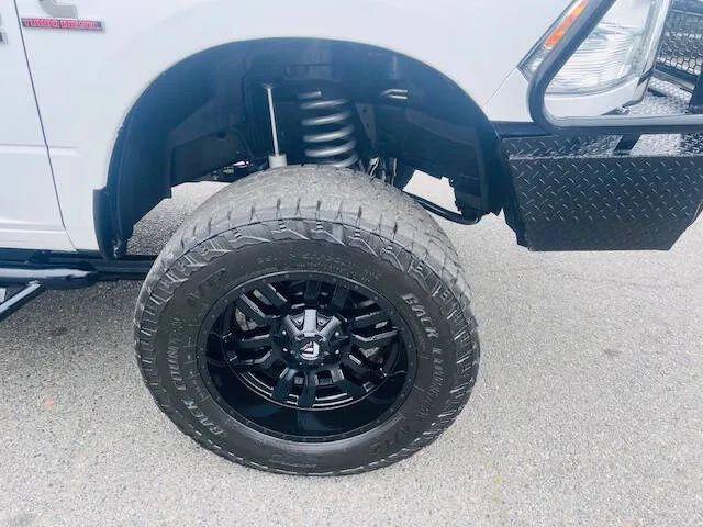 2017 Ram 2500 Tradesman Crew Cab 4x4 6'4" Box