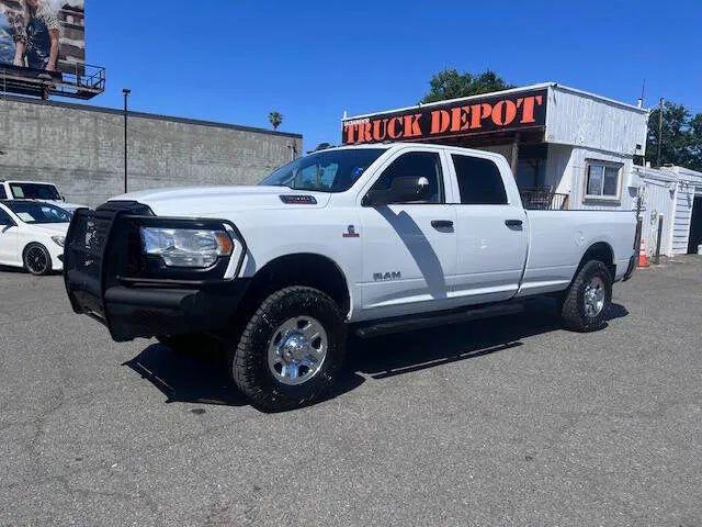 2019 Ram 3500 Tradesman Crew Cab 4x4 8' Box