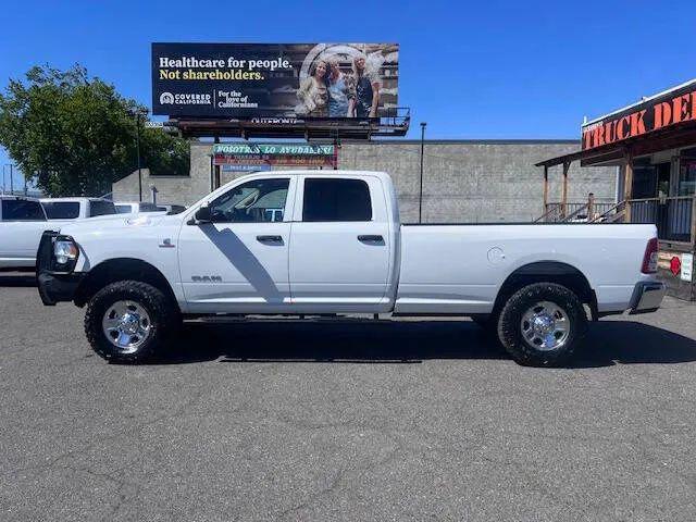 2019 Ram 3500 Tradesman Crew Cab 4x4 8' Box