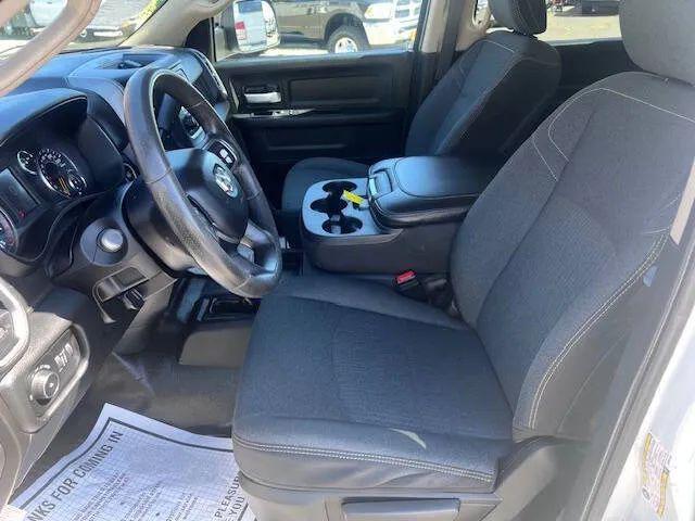 2019 Ram 3500 Tradesman Crew Cab 4x4 8' Box
