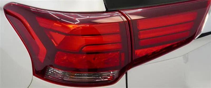 2019 Mitsubishi Outlander SE