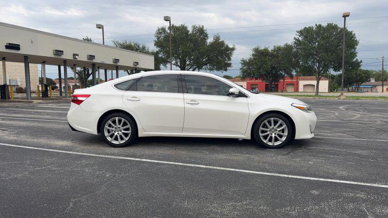 2013 Toyota Avalon Limited