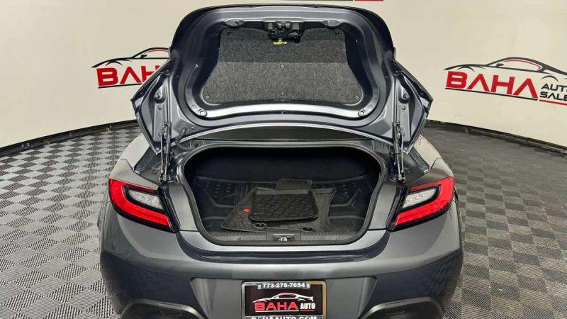 2024 Subaru BRZ tS