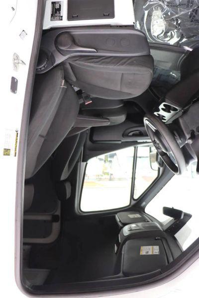 2023 Mercedes-Benz Sprinter 2500 High Roof 4-Cyl Diesel HO