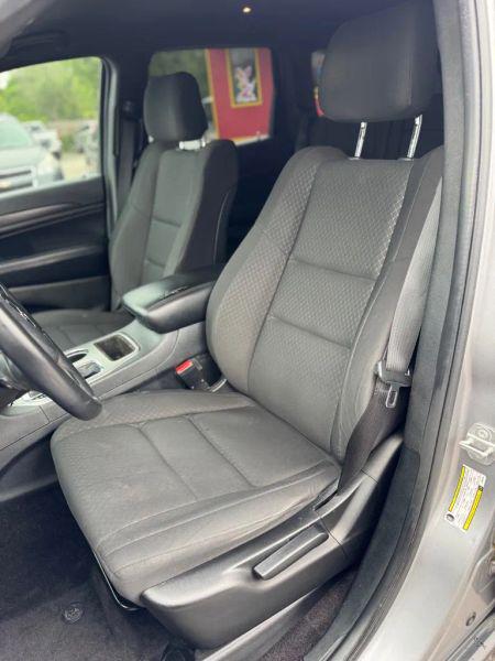 2018 Jeep Grand Cherokee Laredo 4x2