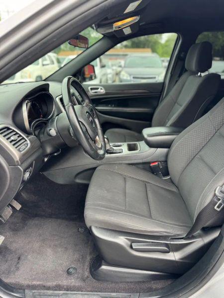 2018 Jeep Grand Cherokee Laredo 4x2