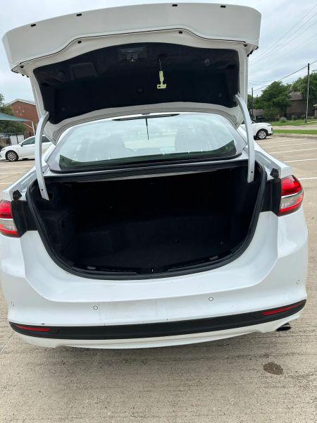 2017 Ford Fusion Hybrid SE